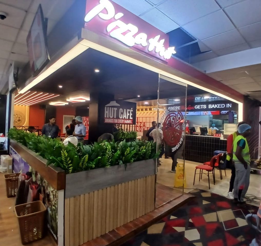 Pizza Hut Restaurant – BIA Duty Free (Departure Terminal)