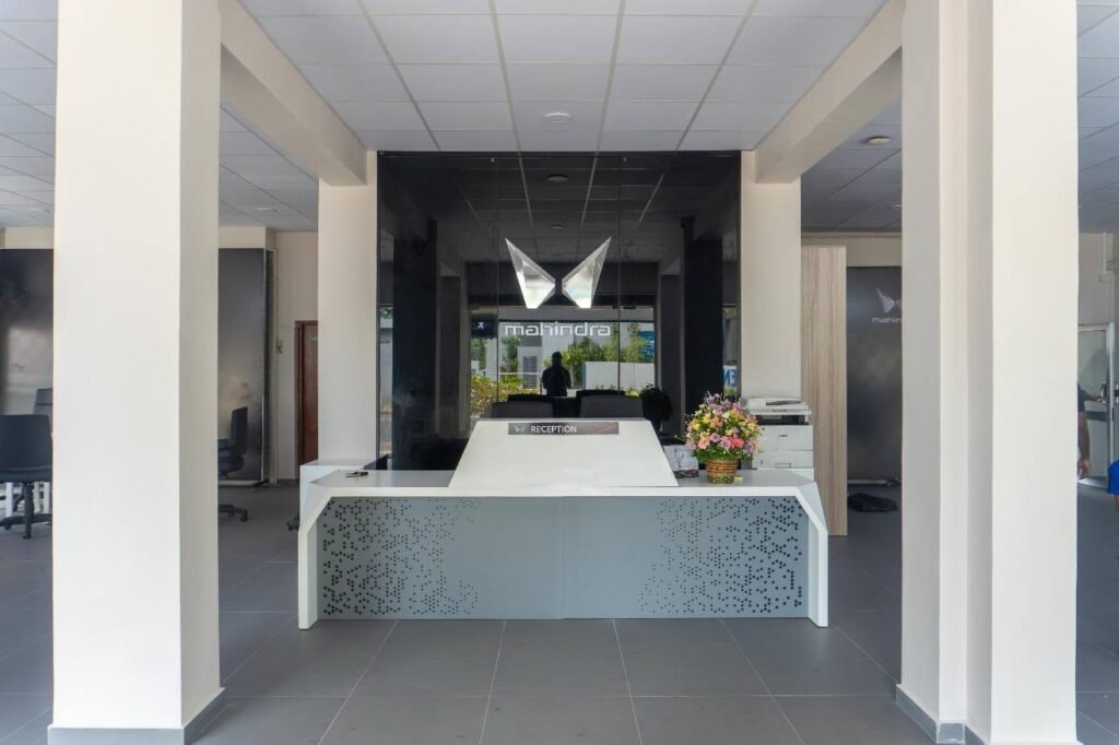 Mahindra 3XO Vehicle Showroom at Union Place